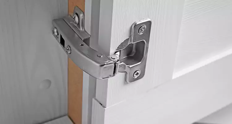 Shower Door Hinge Replacement in Three Lakes, FL