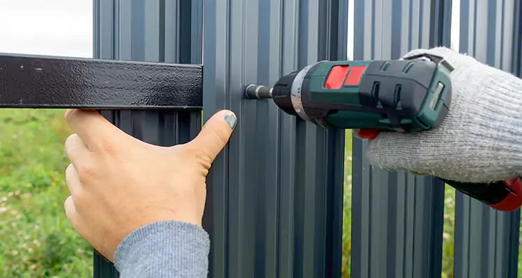 Metal Gate Repair in Three Lakes, FL