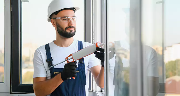 Retractable Screens Repair for Patio in Three Lakes, FL