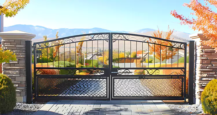 Automatic Gate Repair Cost in Three Lakes, FL