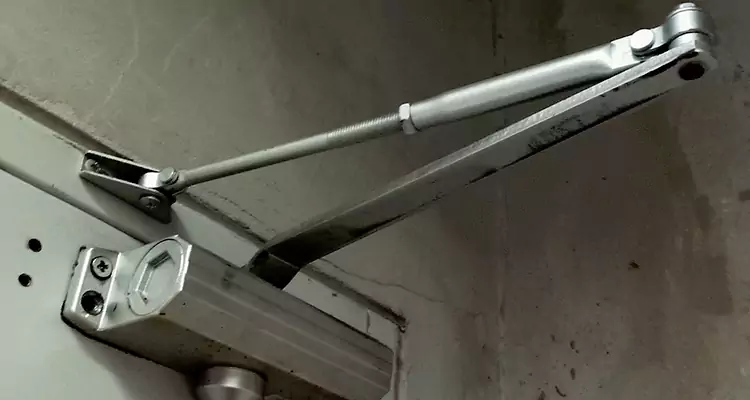 Door Closer Oil Leak Repair in Three Lakes, FL