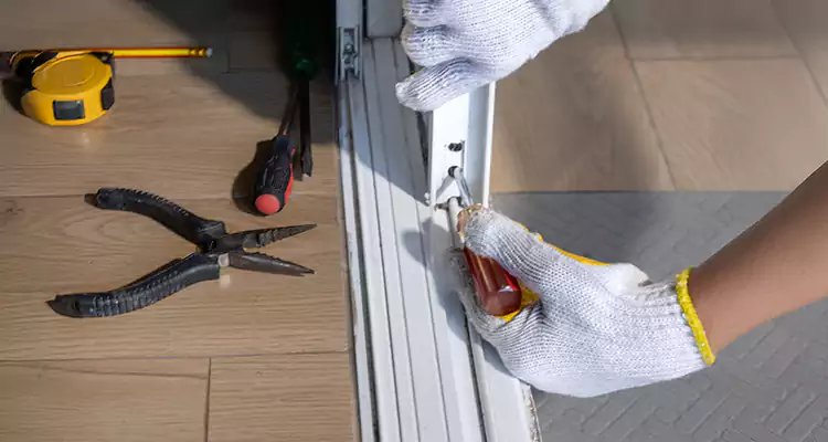 Closet Sliding Door Track Repair in Three Lakes, FL