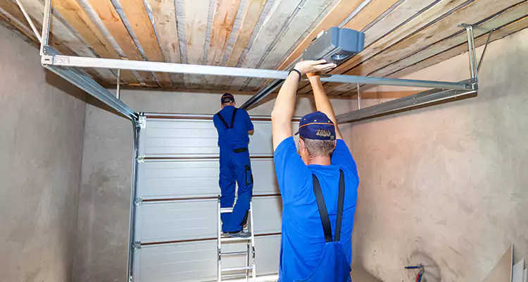 Garage Door Opener Technician in Three Lakes, FL