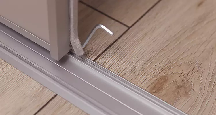 Squeaky Sliding Door Repair in Three Lakes, FL